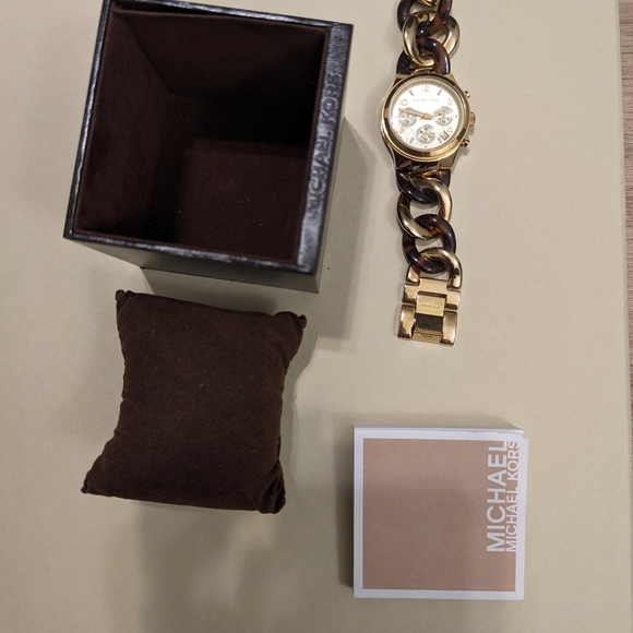 Michael Kors Women's Watch MK-4222 - Picture 4 of 5